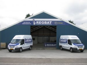 Regbat met bussen